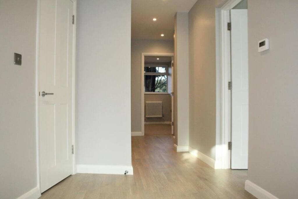 Apartamento Marvellous New Build 2 Bed Flat - 1 Ophelia Court Epsom Exterior foto